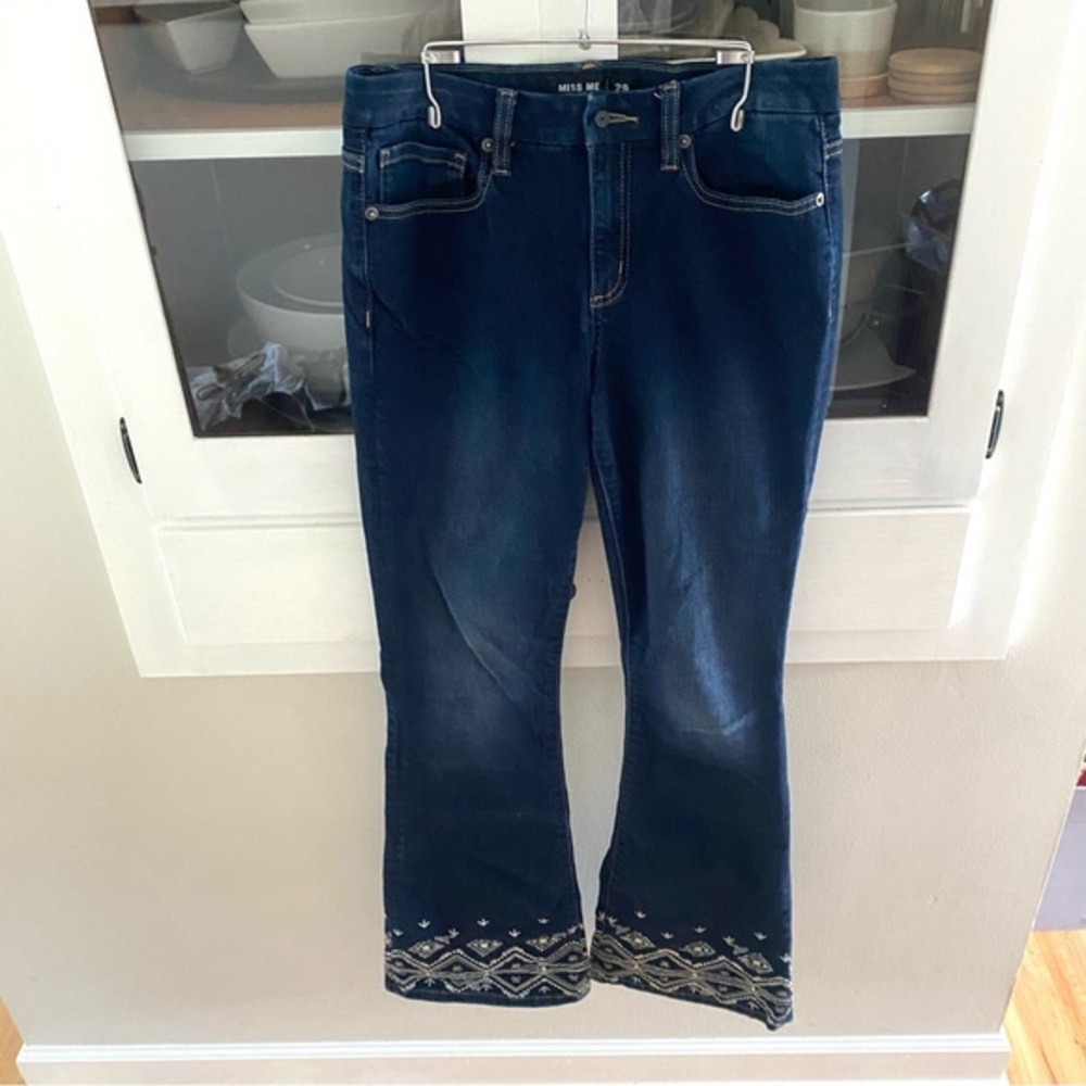 Miss Me Mid Rise Flare Denim Blue Jeans Size 29 Embellished Bling Dark Wash